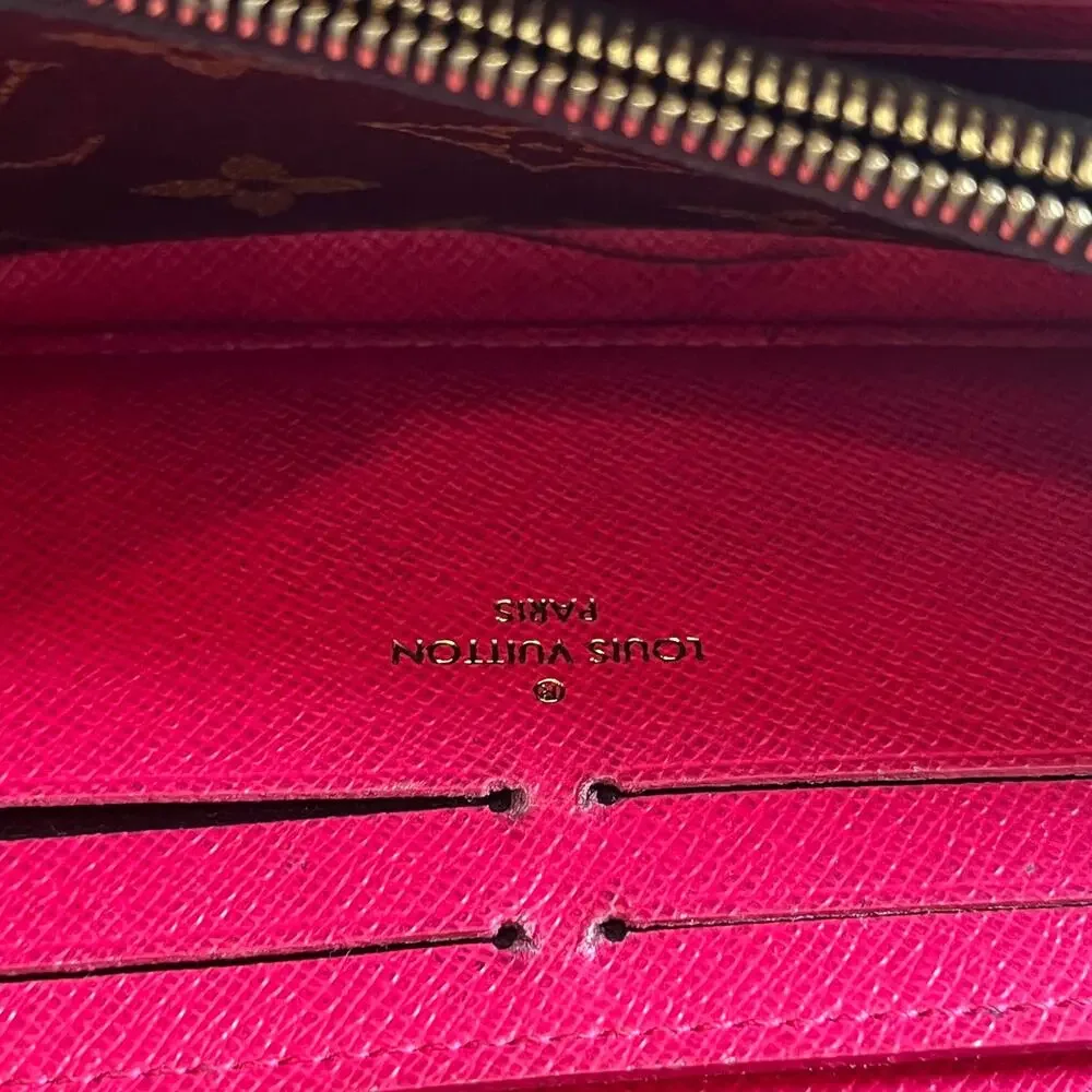 LOUIS VUITTON Clemence Fuchsia Monogram Canvas Wallet - Picture 9 of 13